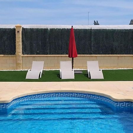 Belvilla By Oyo Villa Valerya Ibáñez Exterior foto