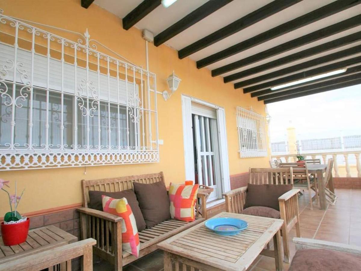 Belvilla By Oyo Villa Valerya Ibáñez Exterior foto