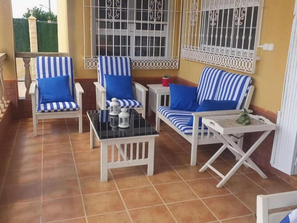 Belvilla By Oyo Villa Valerya Ibáñez Exterior foto